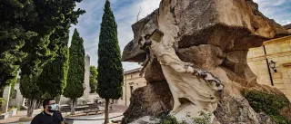 El cementerio de Alcoy: La ciudad de los vivos a través de la de los muertos