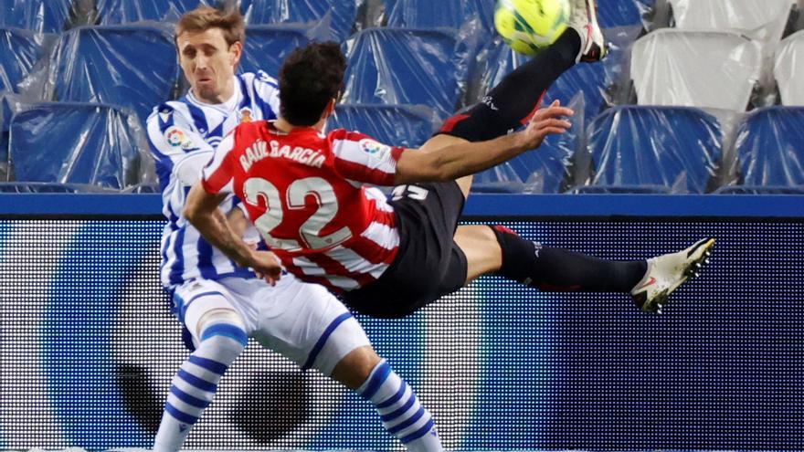 Athletic y Real Sociedad empatan en un choque con sabor a revancha