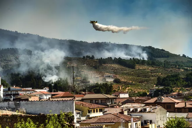 Cronología del incendio en Las Hurdes: evolución del fuego desde el martes hasta la mañana del miércoles