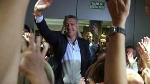 El próximo alcalde de Badalona, Xavier García Albiol, celebra su victoria electoral este domingo