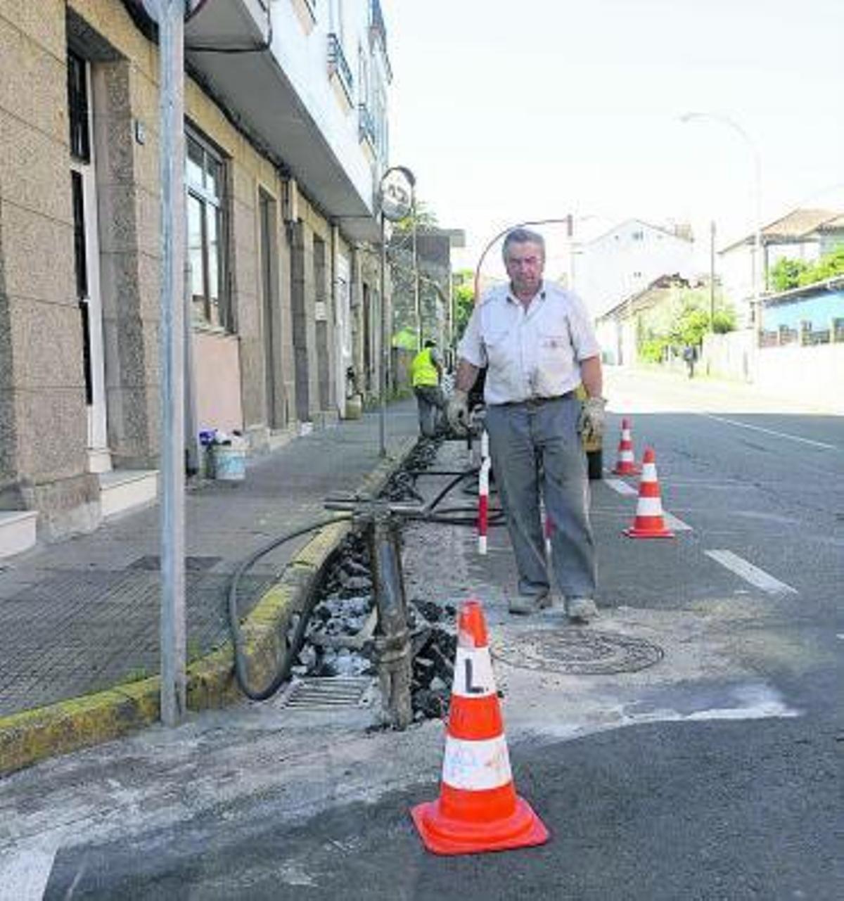 Ravella prepara los semáforos de Agustín Romero y Vilaxoán para colocar cámaras