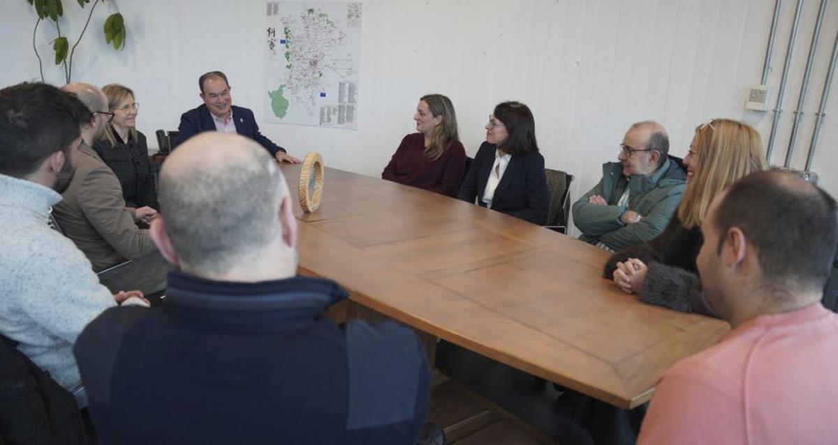 Reunión de Crespo, Pérez y Lamela con los patrocinadores.