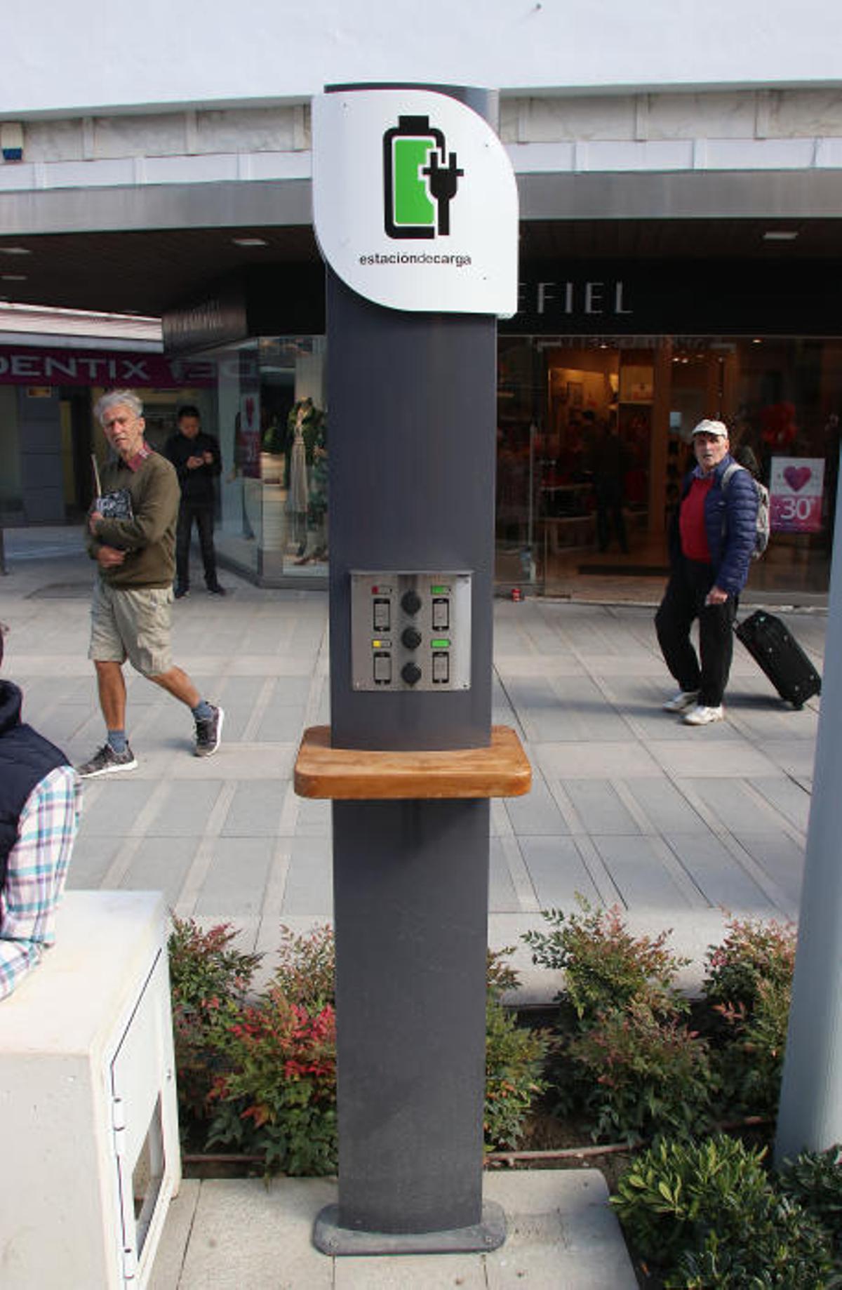 Inauguración de la plaza Costa del Sol