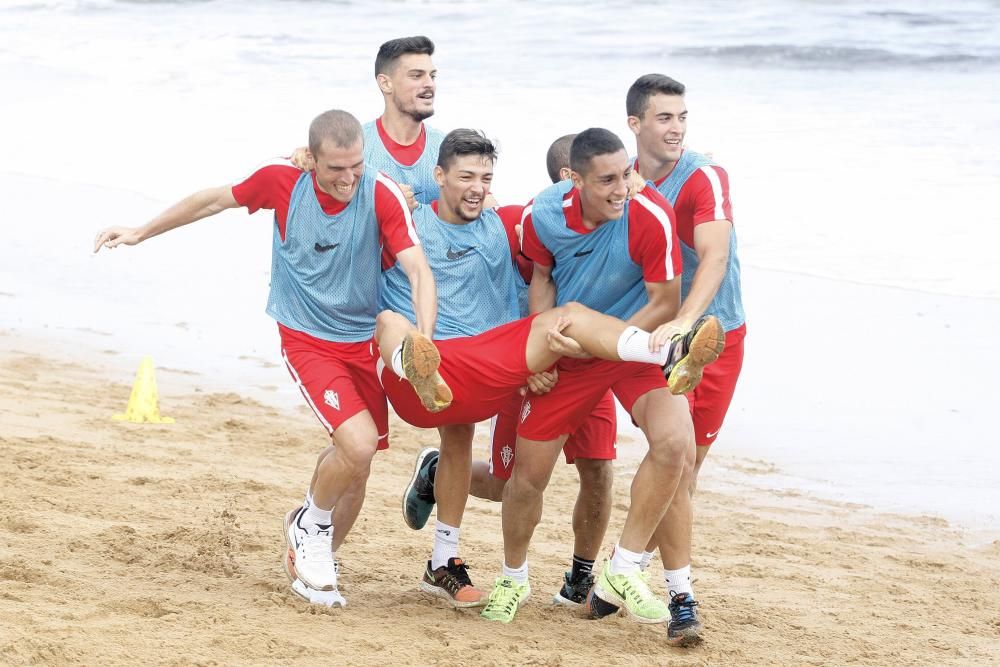 Duro entrenamiento del Sporting en la senda del Cervigón y La Ñora.