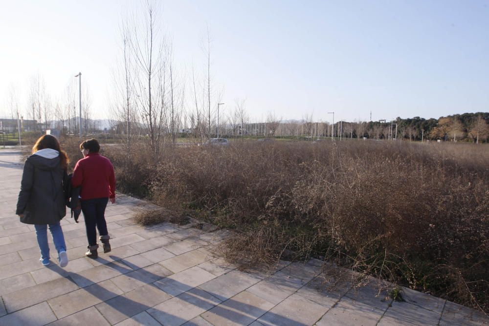 Terrenys on s'ubicarà l'aparcament d'autocaravanes a Girona