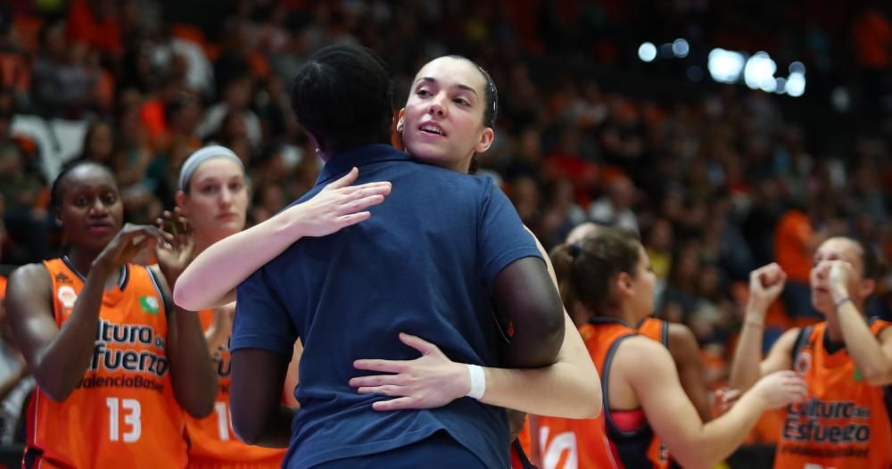 Celebraciones del Valencia Basket tras el pase a la semifinal