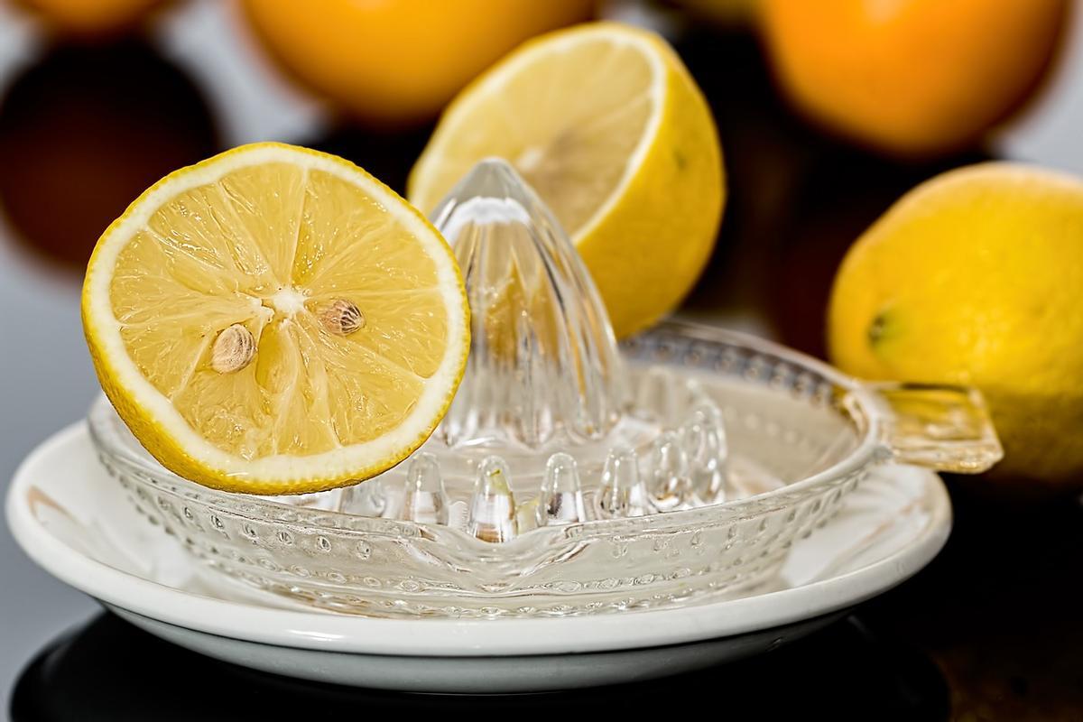 Esto es lo que ocurre en tu cuerpo si tomas un zumo de limón diario.