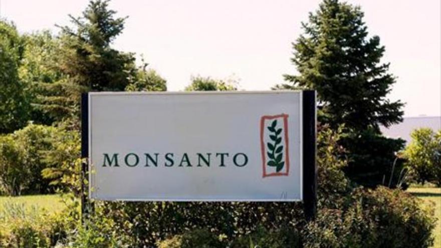 Bayer suprimirá Monsanto tras comprarla por 53.724 millones