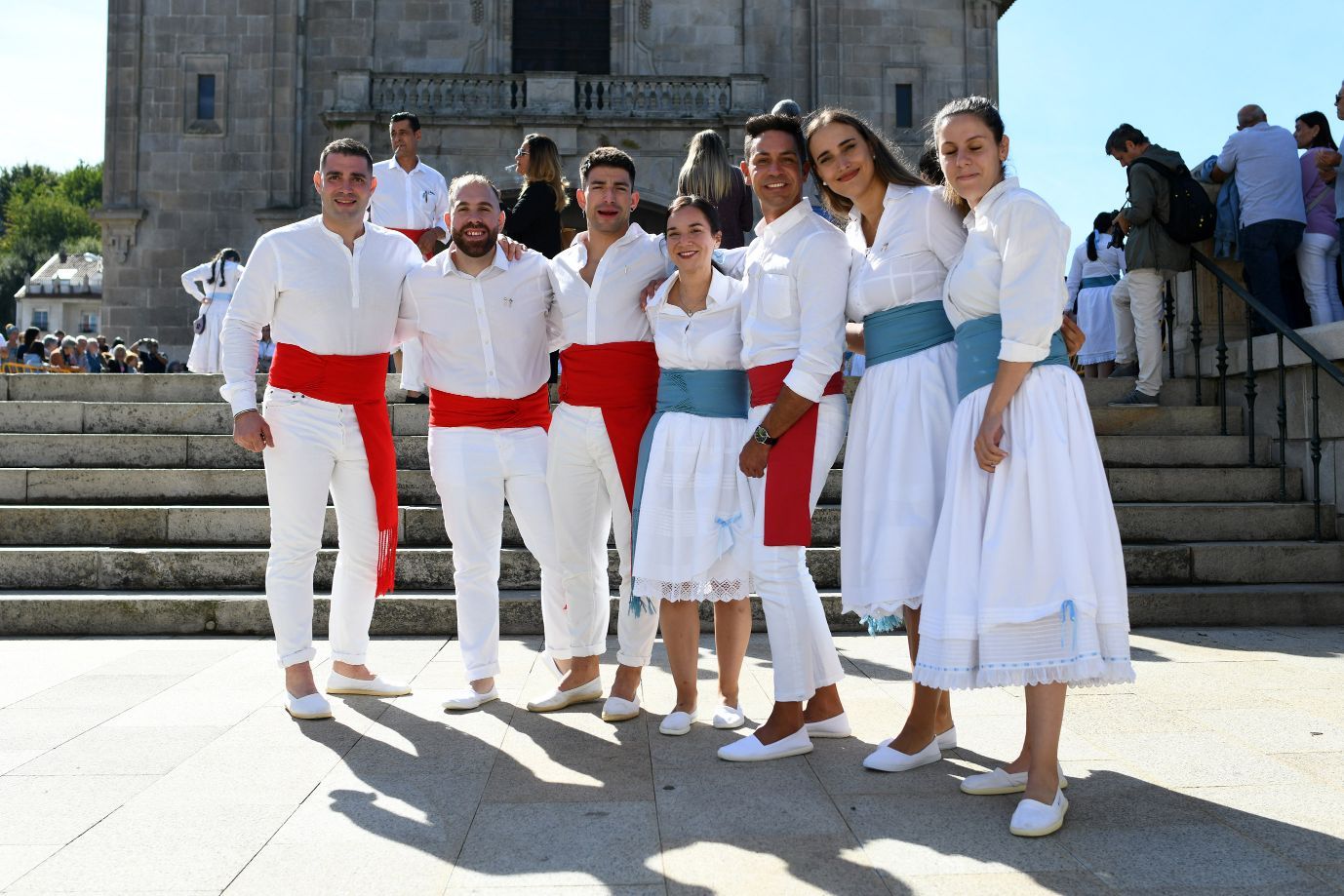 La Danza de Espadas de Marín rompe con dos años de pandemia