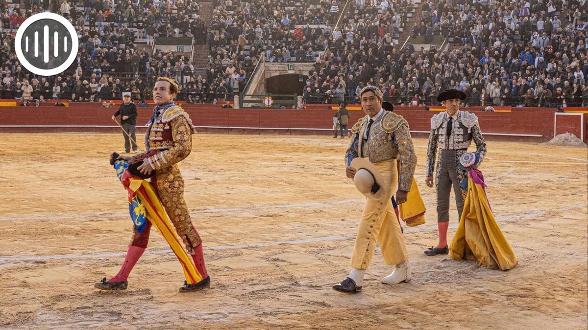 Román Collado junto al picador Francisco Ponz 'Puchano' durante la vuelta al ruedo el día de san José