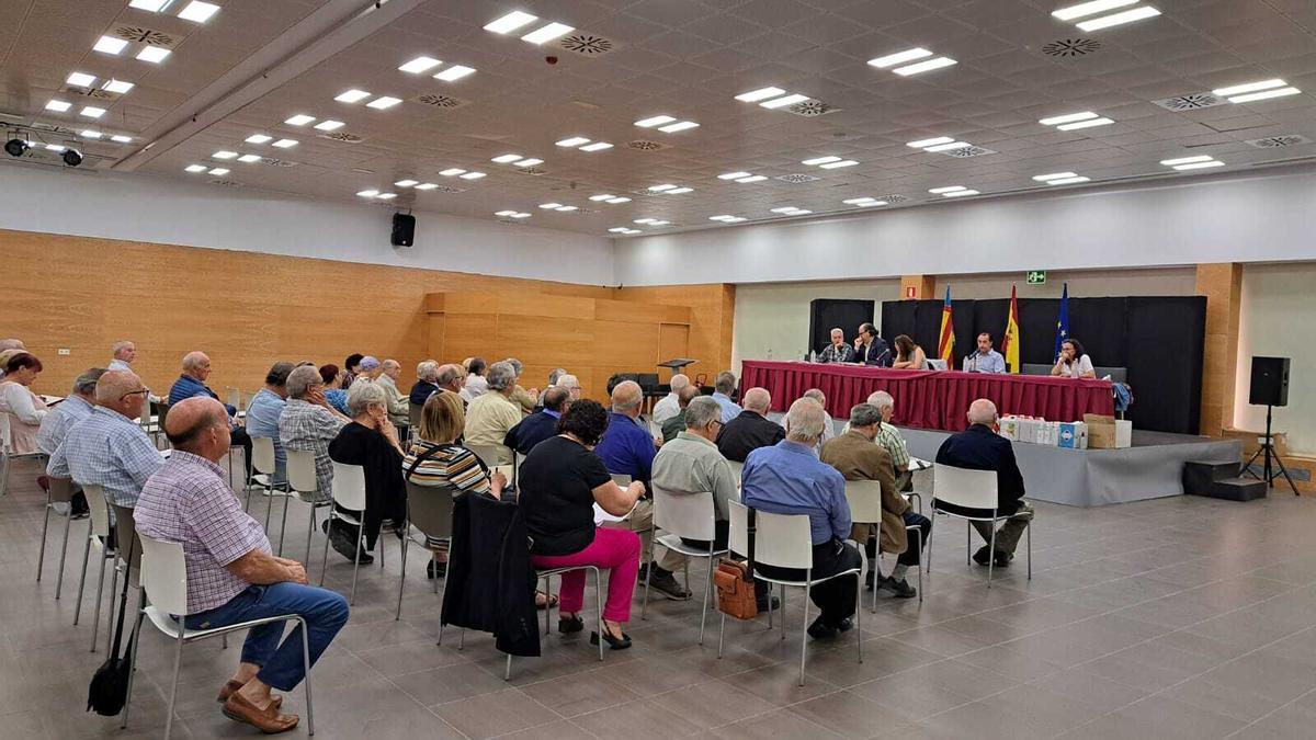 Asamblea de presidentes de los centros municipales de mayores de València.