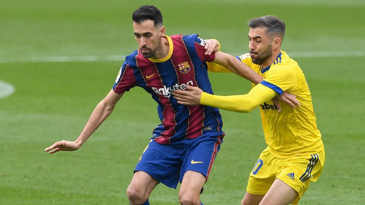 Sergio Busquets, durante el partido del Barça contra el Cádiz