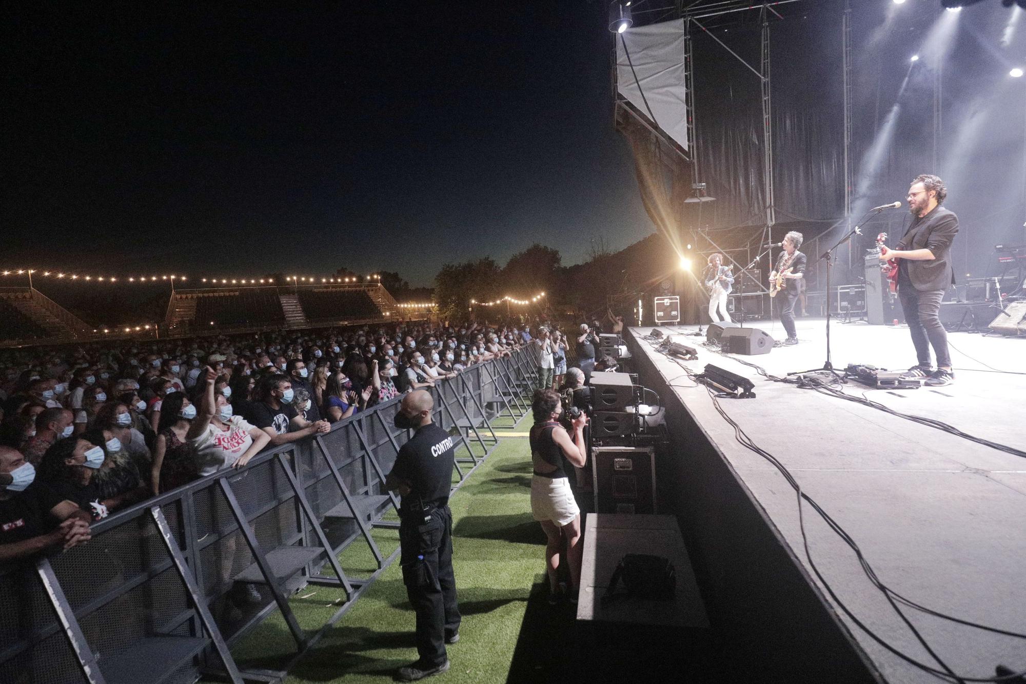 Cerca de 3.000 personas vibran con Sidonie en el primer concierto sin distancia social