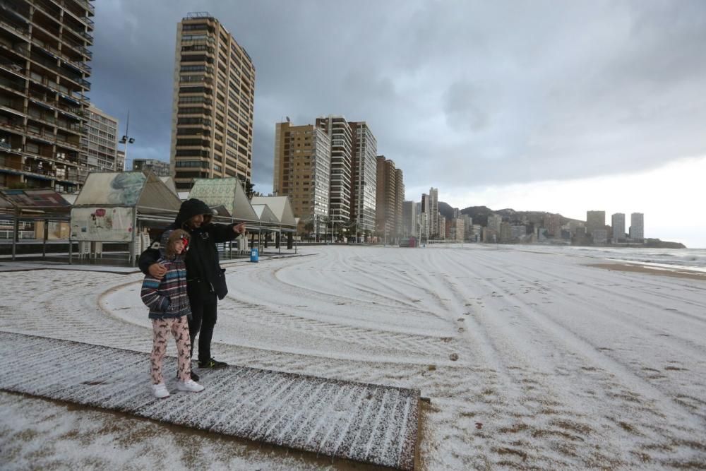 Fuerte granizada en Benidorm