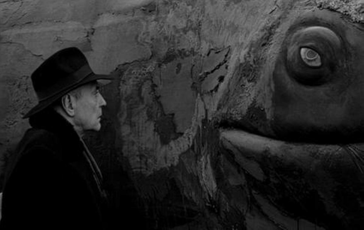 Fotograma de "Armonías de Werckmeister", dirigida por Béla Tarr y Ágnes Hranitzky