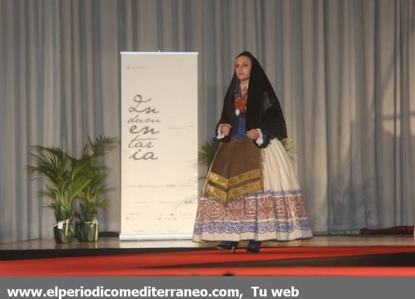 GALERÍA DE FOTOS - Muestra de indumentaria tradicional en la Pérgola