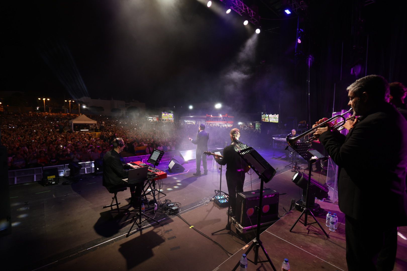 Concierto de José Vélez en Vecindario