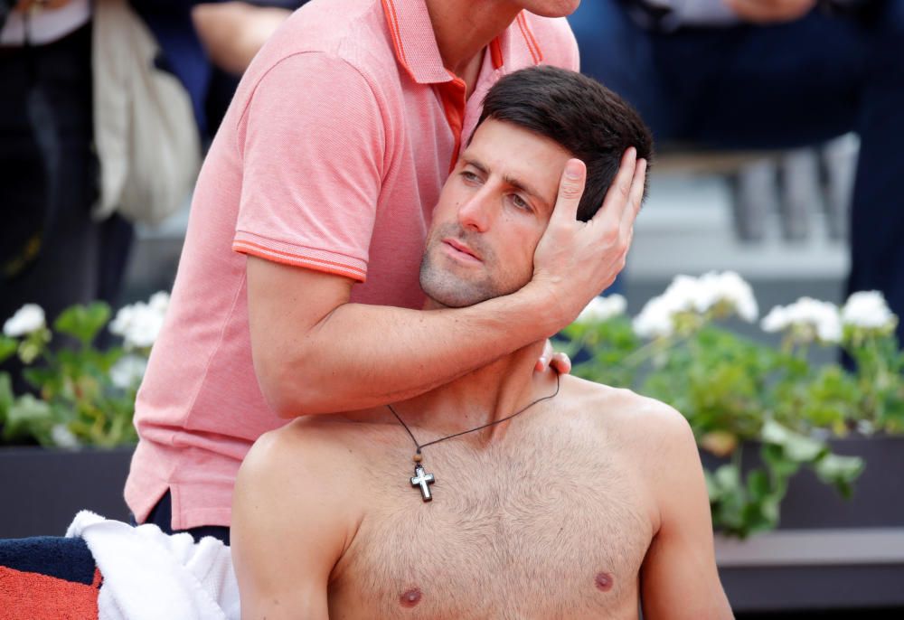 Partido entre Cecchinato y Djokovic en París