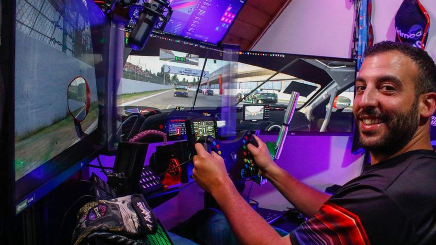 Desde Cambados a Indianápolis para convertirse en el mejor piloto en un santuario de la velocidad