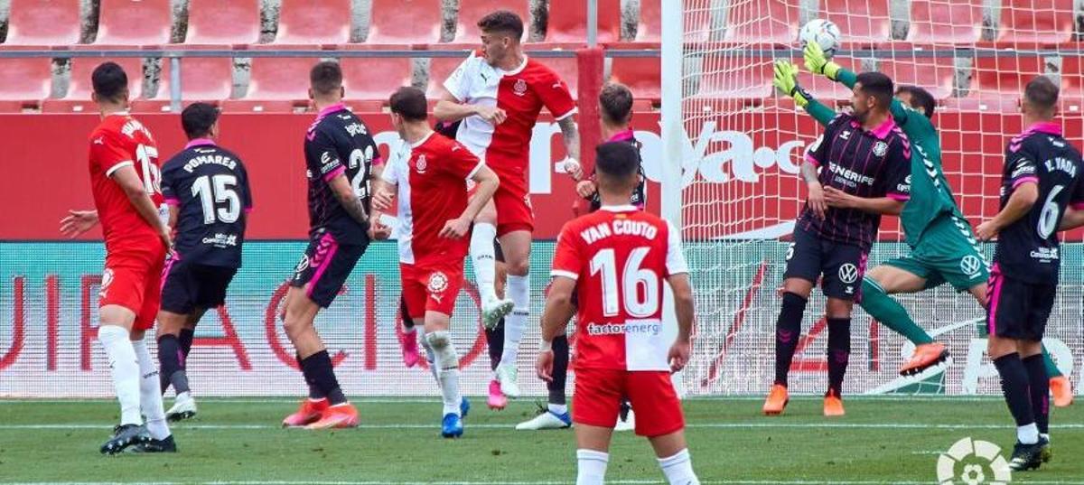 Franquesa impulsa el Girona cap al ‘play-off’