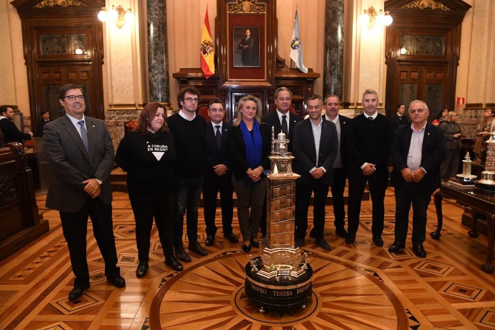 Deportivo y Athletic Club de Bilbao, dos históricos del fútbol español, se ven las caras en el LXXIII Trofeo Teresa Herrera.