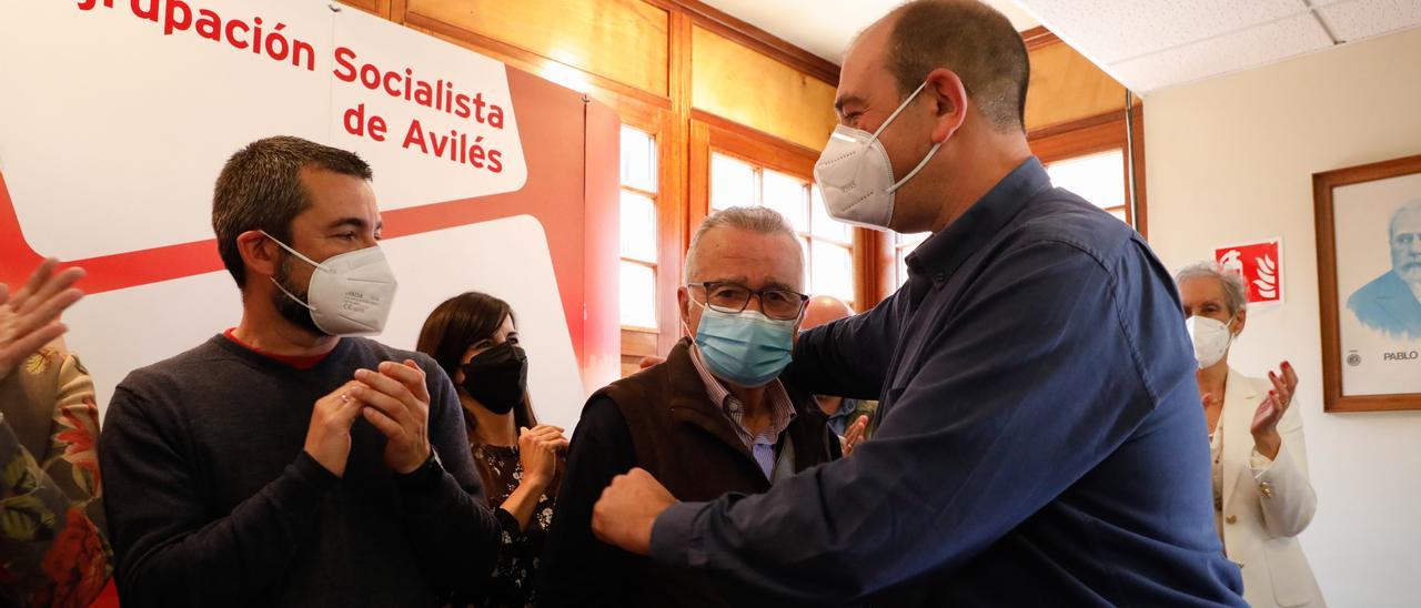 Manuel Campa, Santiago Álvarez y Luis Ramón Fernández Huerga, en el Congreso del PSOE de Avilés.