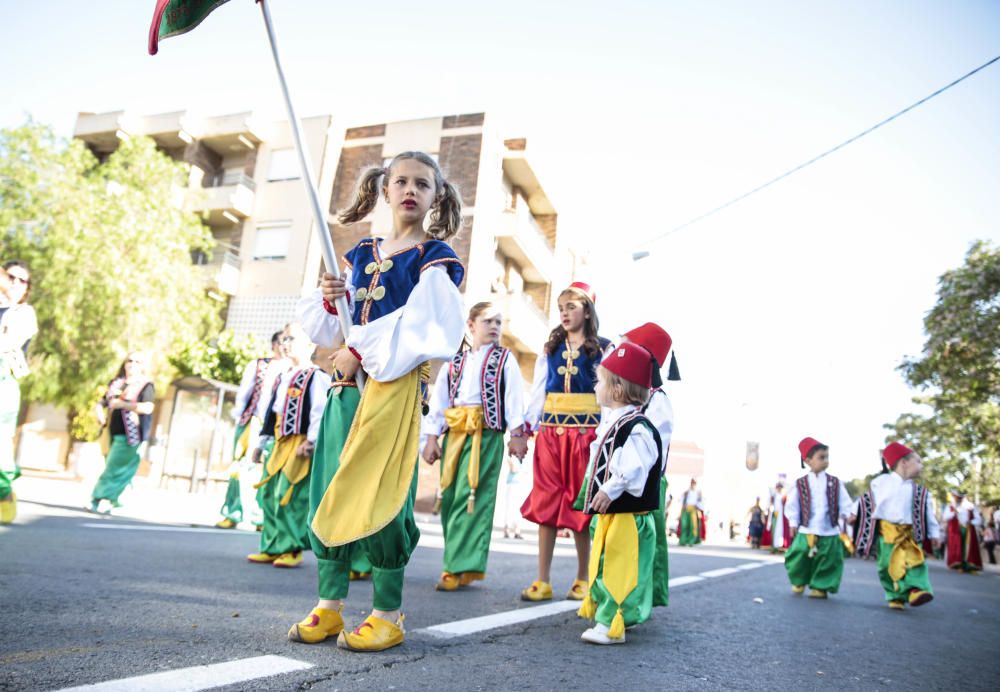 Reconquista y procesión en el cuarto día de las fiestas de Salinas