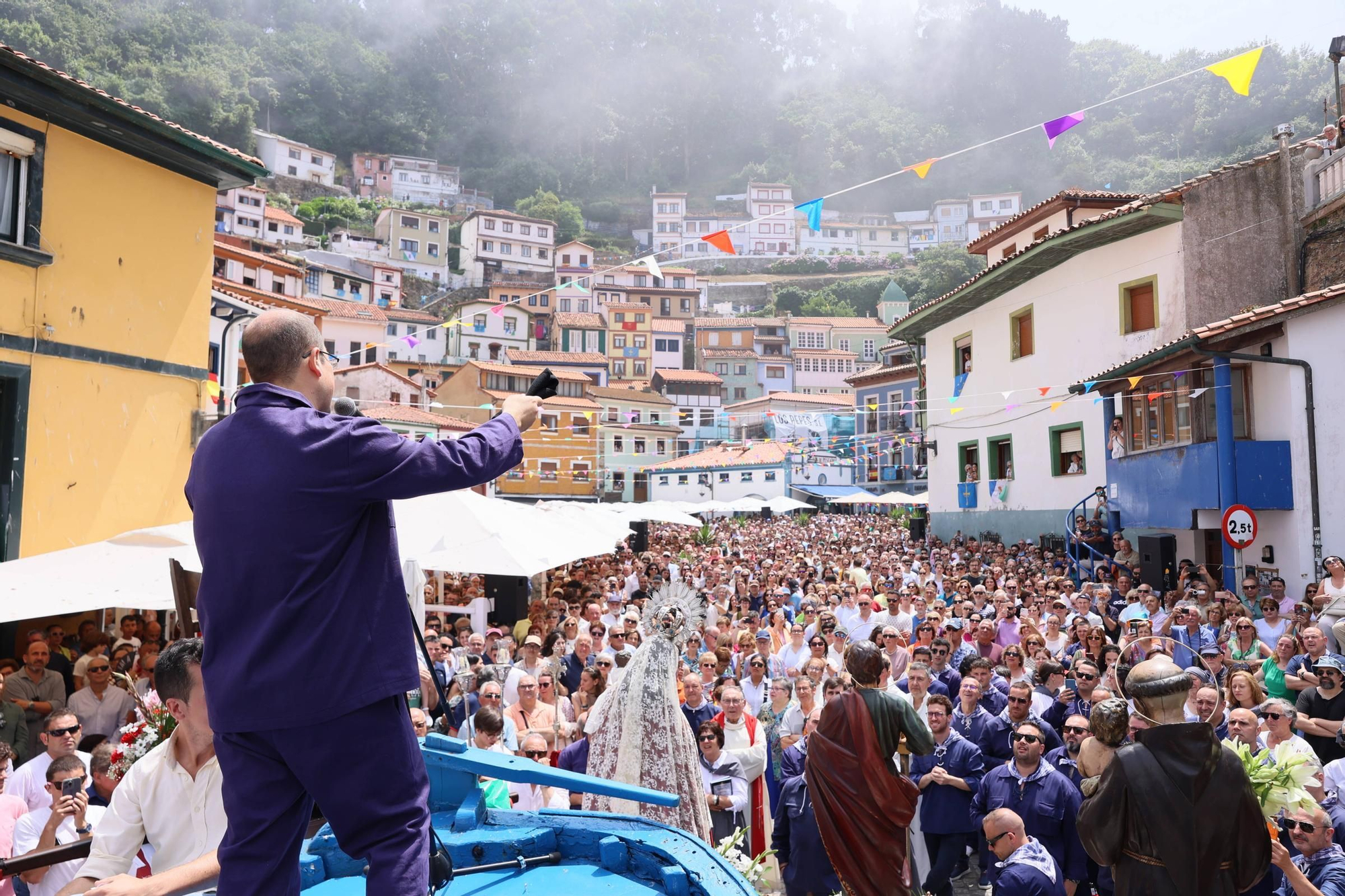 EN IMÁGENES: así fue el día de L'Amuravela en Cudillero