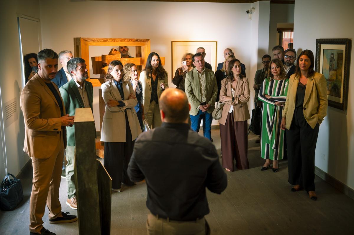 Visita a la exposición 'Lagunear. Memoria y transformación'.