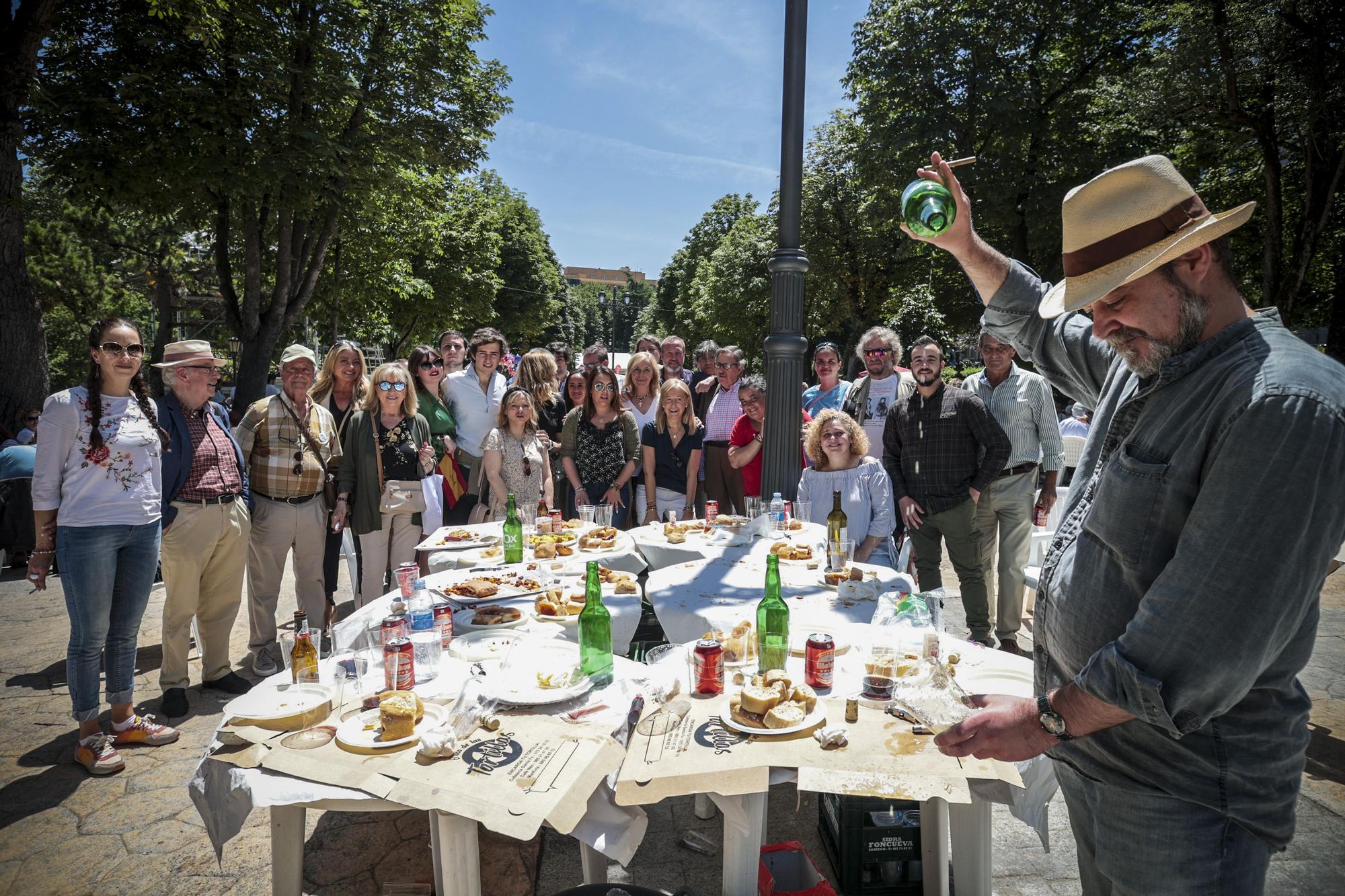 Martes de Campo: los ovetenses comienzan la fiesta