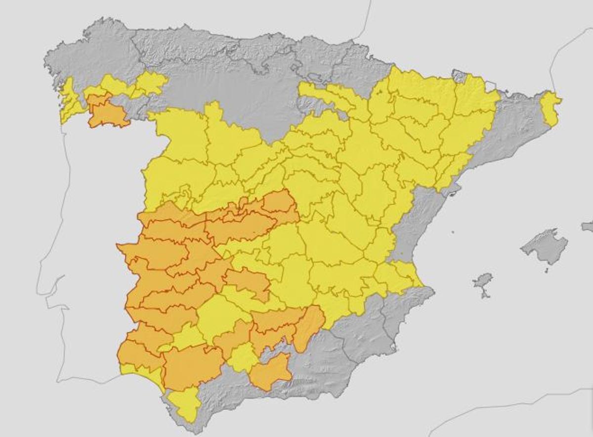 Mapa con las alertas por calor previstas para el martes 23 de julio