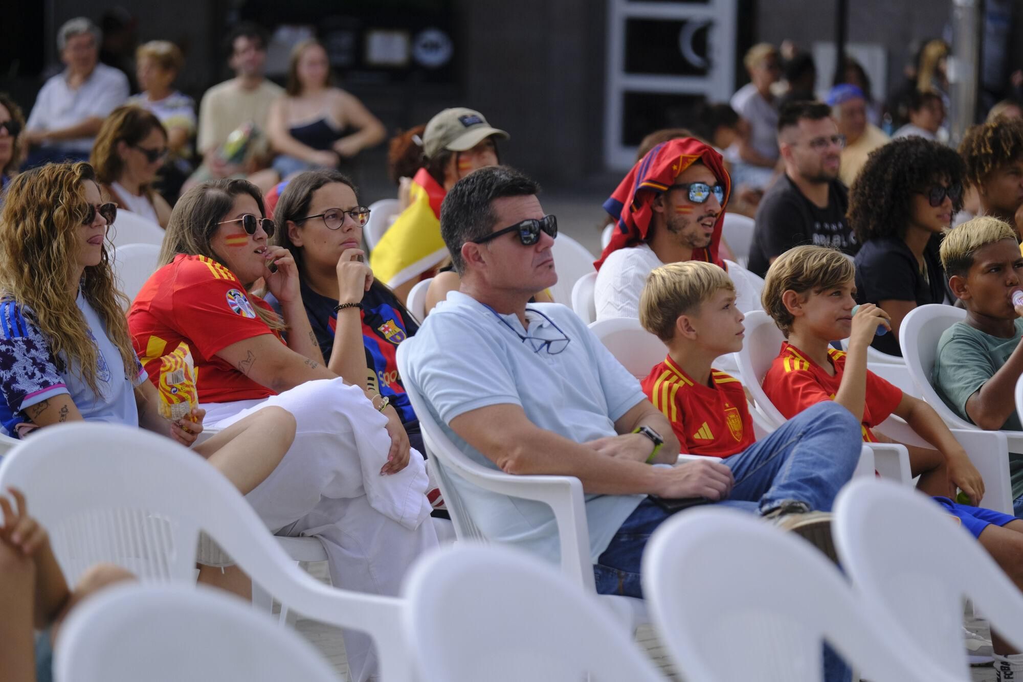 Ambiente de la final de la Eurocopa femenina de fútbol 