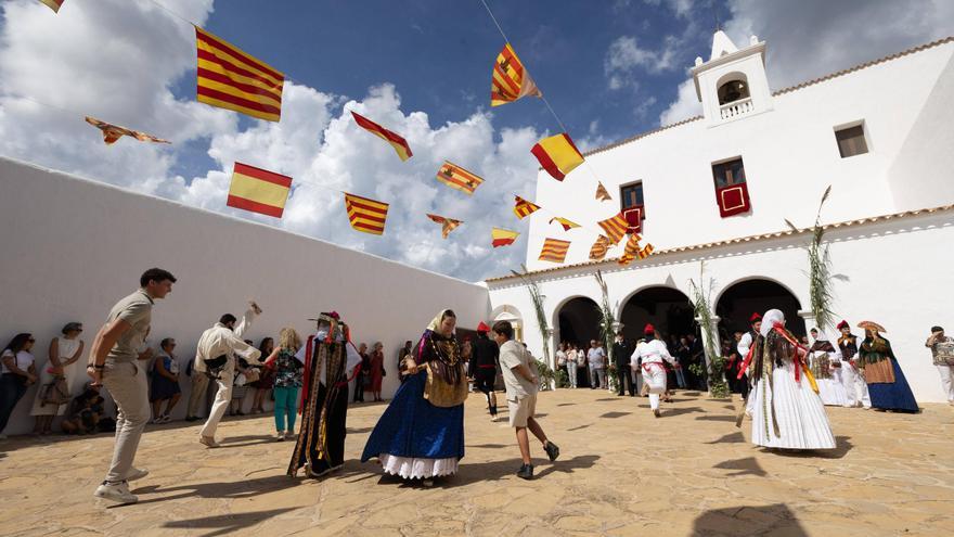 Sant Miquel celebra sus fiestas con más de un mes de música, tradición, deporte y actividades familiares