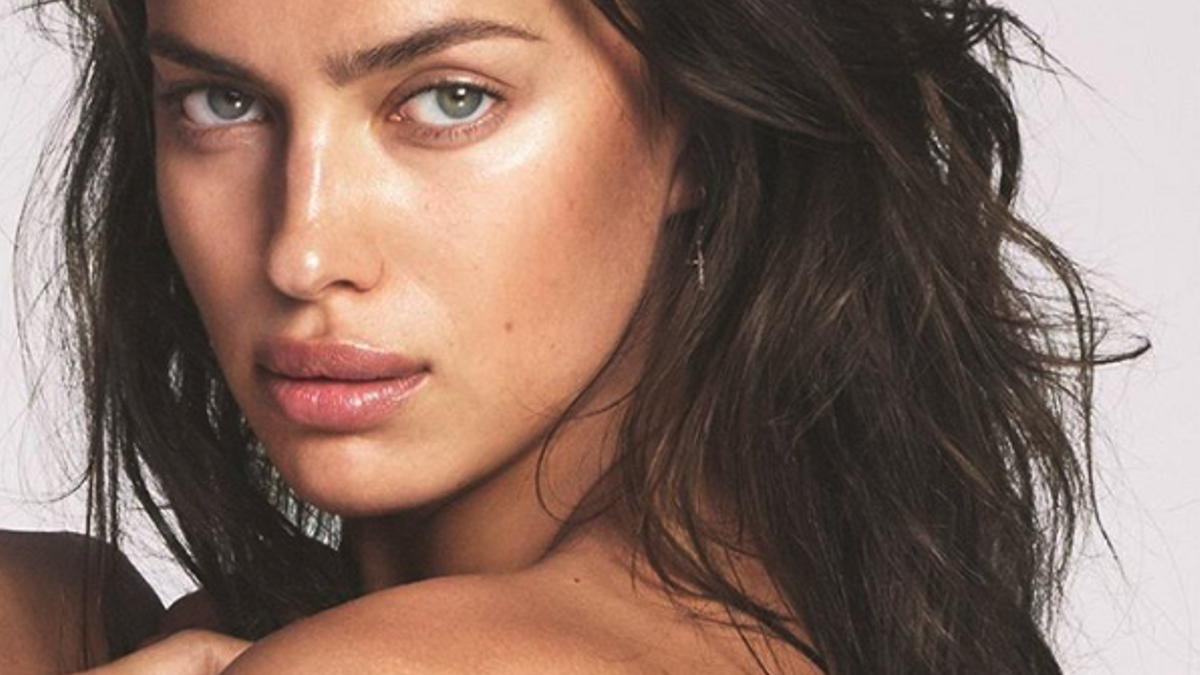 Irina Shayk se desnuda en la campaña de Replay