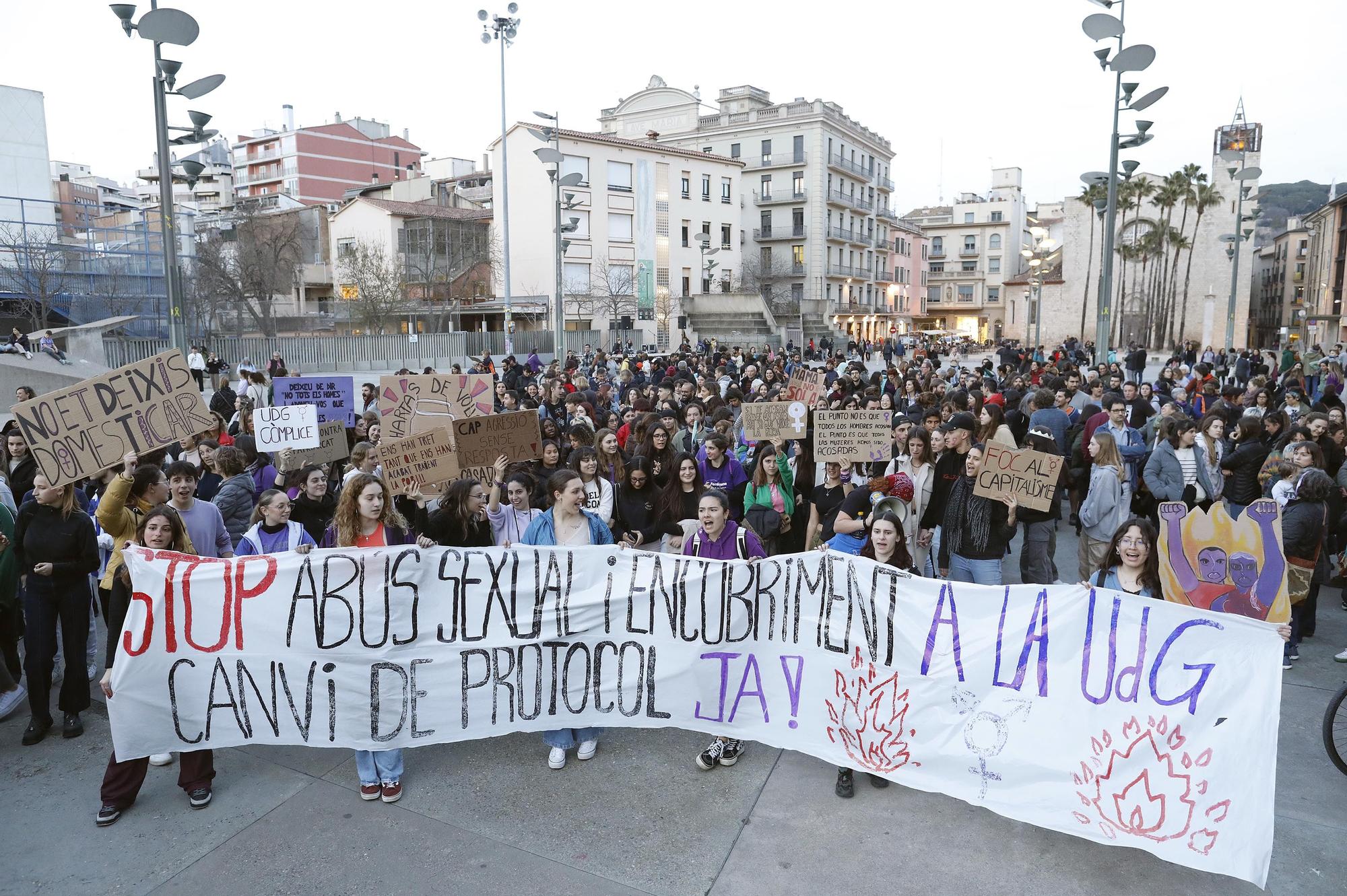 Manifestació 8M a Girona.