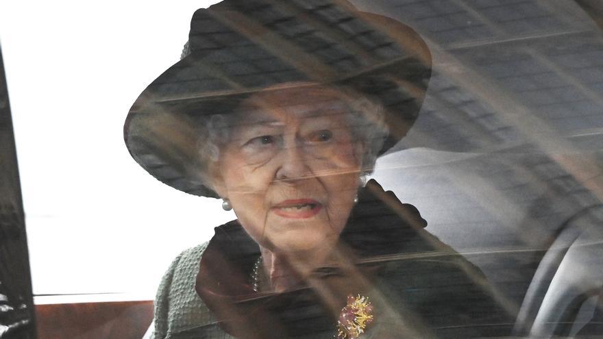 Los príncipes Enrique y Andrés no estarán en el balcón de Buckingham durante el Jubileo de Isabel II