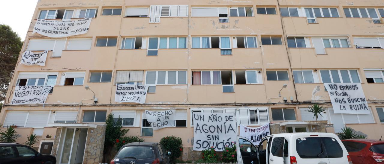 Imagen de archivo del bloque A de los apartamentos Don Pepe.