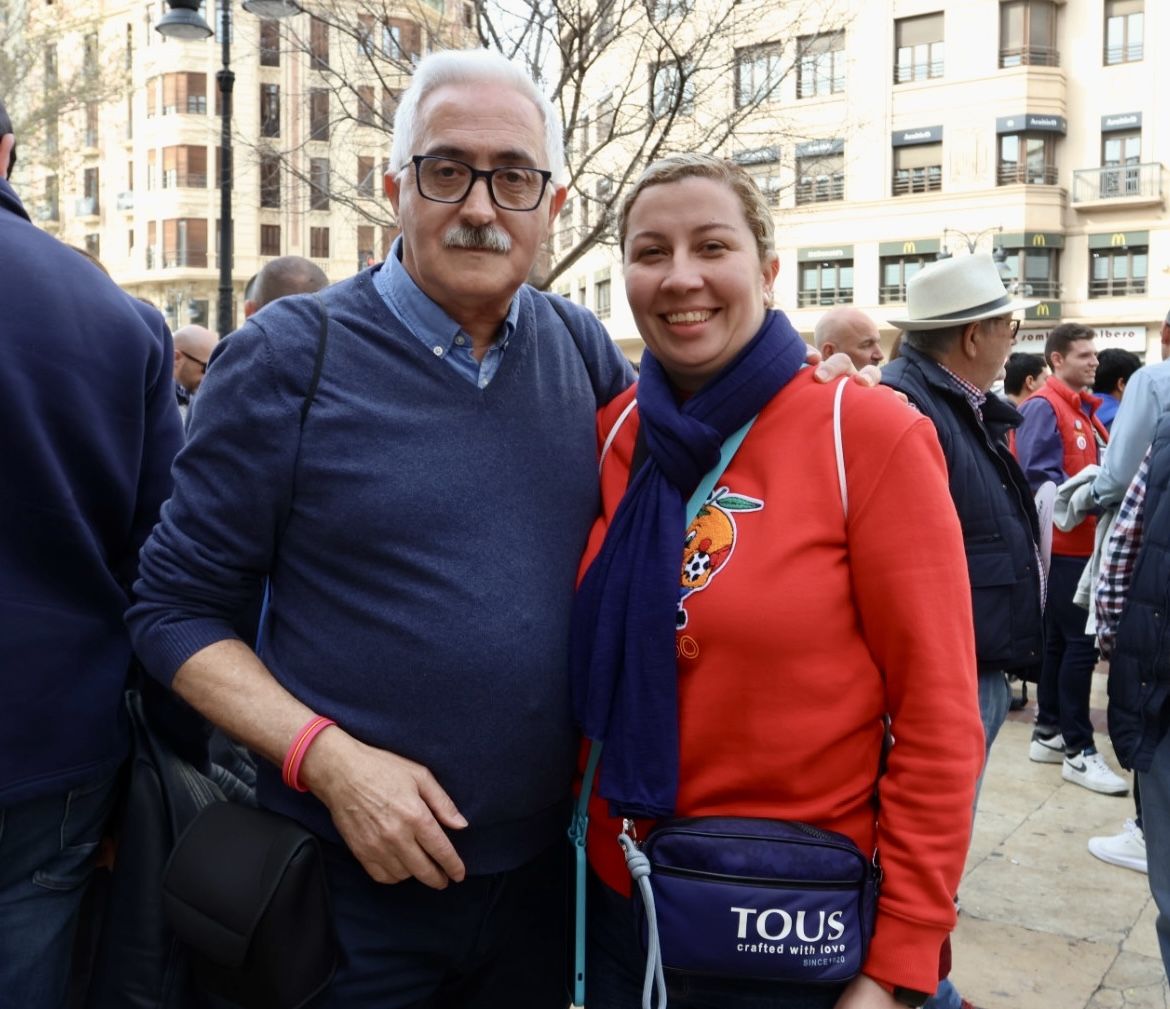 Manzanares arropado por aficionados de Alicante en la Feria de Fallas