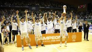 El Obradoiro asciende y convierte Sar en una fiesta de ACB