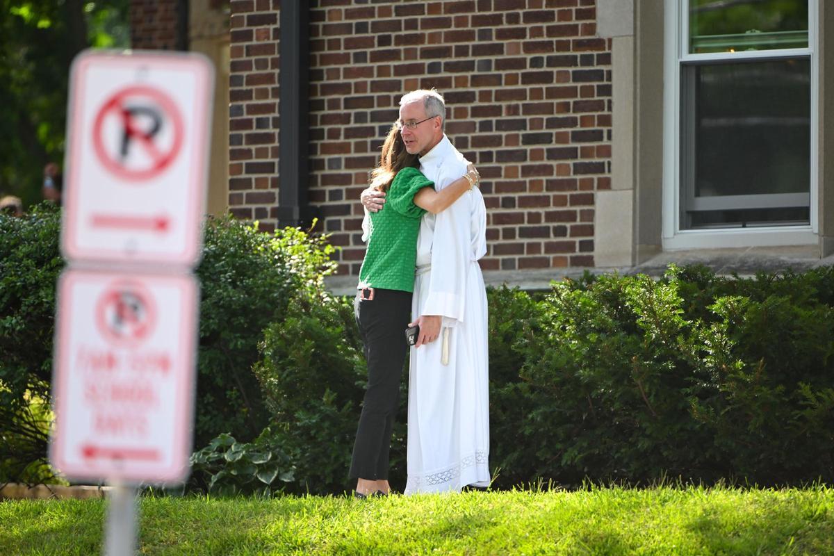 Robin Westman, la presumpta autora del tiroteig en una escola catòlica de Minneapolis, va publicar vídeos racistes i amenaces a Trump abans del crim