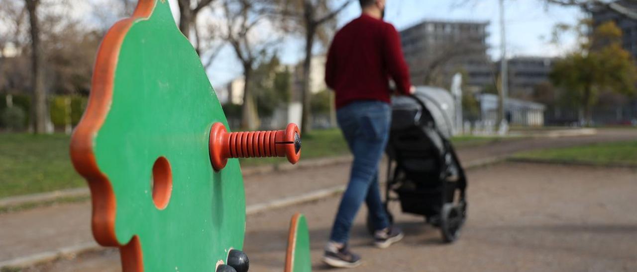 Despedidos por ejercer de padres: &quot;Parece que pidas vacaciones, no ejercer un derecho&quot;.