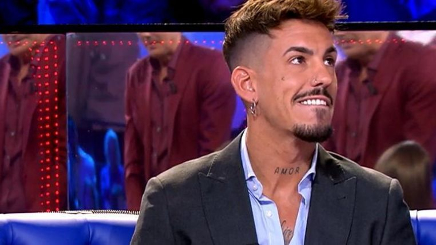 El novio de Jessica Bueno confiesa el motivo por el que nunca habla de su madre