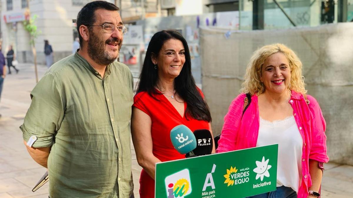 Guzmán Ahumada, Rosa Galindo y Remedios Ramos.