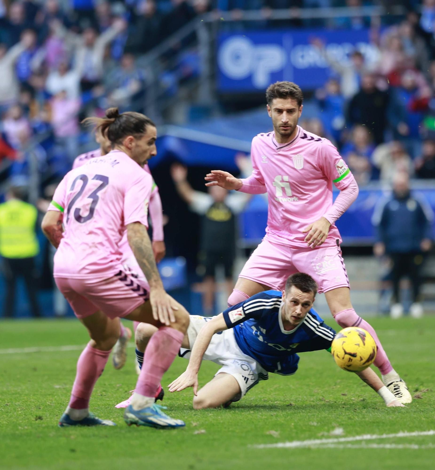 Así fue el partido entre el Real Oviedo y el Eldense