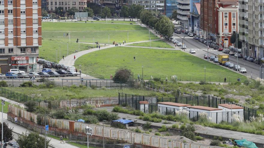 Edificios de hasta 13 alturas y 171.000 metros cuadrados de parque: este es el plan del Ayuntamiento de Gijón para el Solarón