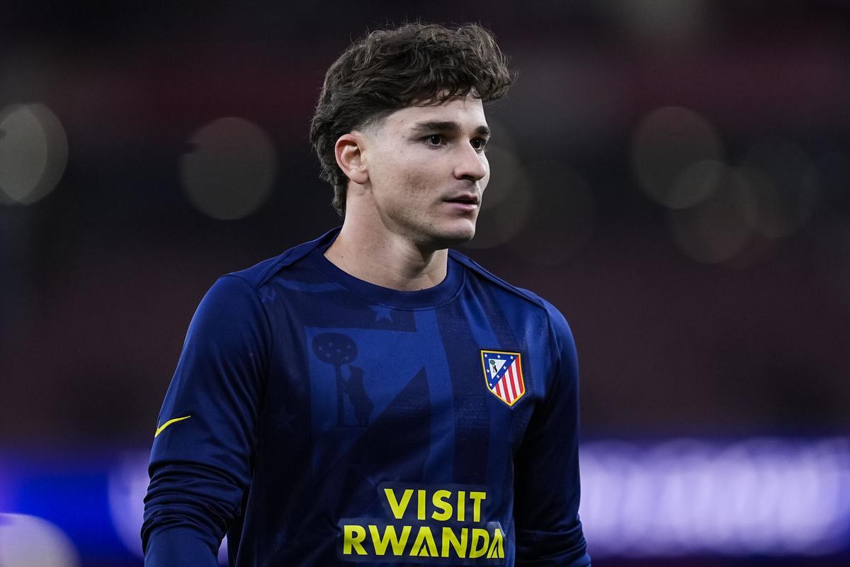 Julián, en el calentamiento previo al Arsenal-Atlético