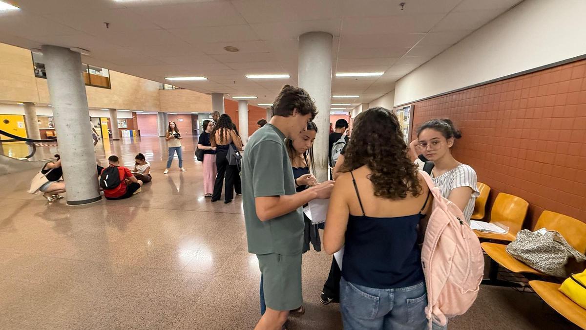 Así ha arrancado la fase extraordinaria de la Selectividad en la UMH de Elche
