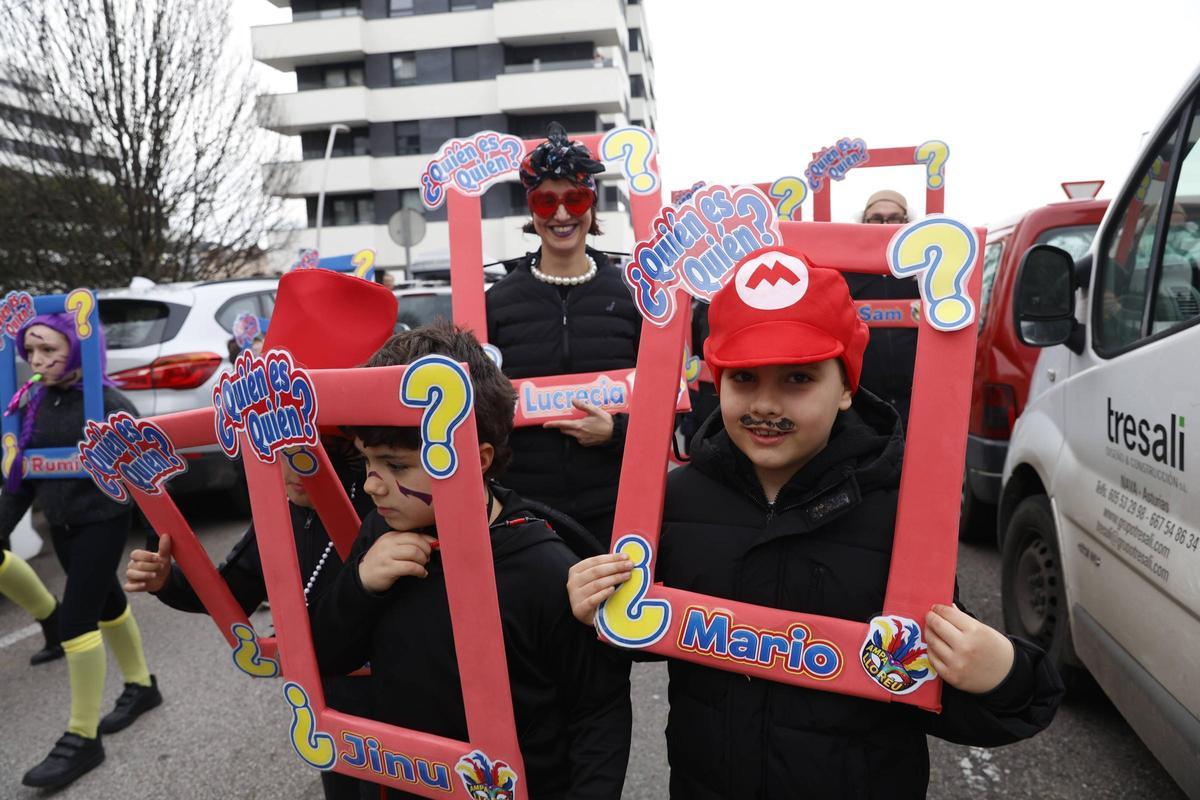 El desfile del Antroxu en la zona oeste de Gijón, en imágenes