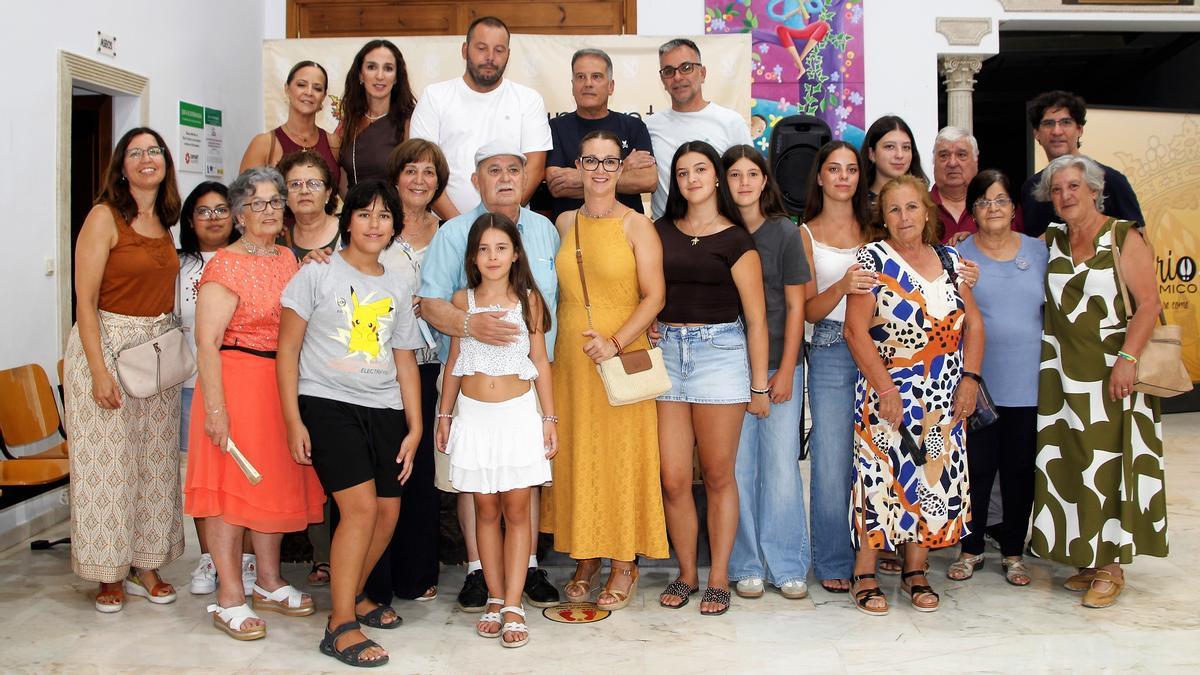 ‘El trompeta’ expone su recorrido visual fotográfico por las calles de Monesterio ‘El trompeta’ expone su recorrido visual fotográfico por las calles de Monesterio