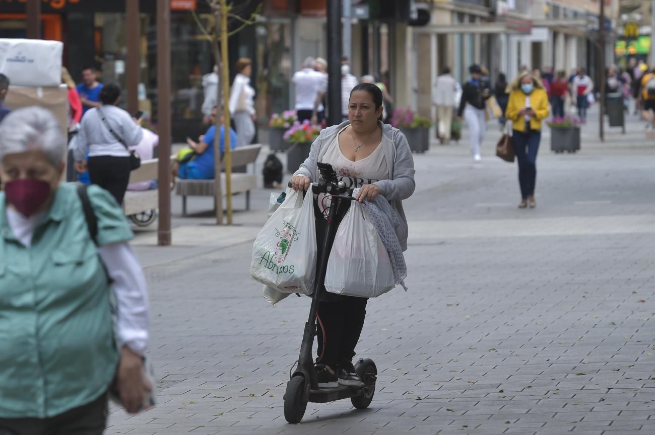 El fin de las mascarillas: El destape cara a cara